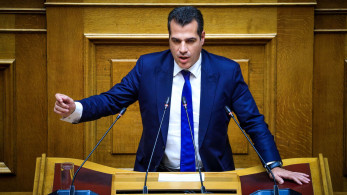 Αιχμές Θάνου Πλεύρη στον Χάρη Δούκα: Μπορεί να με αντιπαθεί, αλλά είμαι υπουργός και ο δήμος έχει χρήματα να πάρει (video)