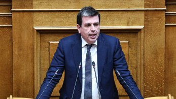Δημήτρης Καιρίδης σε Ζωή Κωνσταντοπούλου: Γυρίστε στα θρανία να μάθετε τη διαφορά εθνικών και διεθνών υδάτων