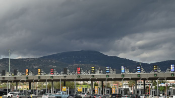 Μαζική έξοδος Πάσχα: Ουρές χιλιομέτρων σε διόδια και εθνικές - Πάνω από 320.000 οχήματα έφυγαν σε 2 μέρες (video)