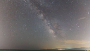Ένα παιδί μετράει τ' άστρα