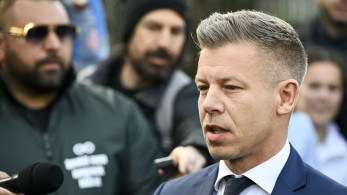 Ουγγαρία: μείωση κατά 40% των απολαβών των βουλευτών
