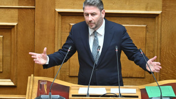 Ο Ανδρουλάκης μεταφέρει τον πανικό του στην πολιτική σκηνή: τοξικότητα χωρίς αύριο