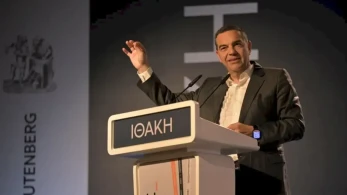 ΣΥΡΙΖΑ και Νέα Αριστερά: από τον εξώστη του Τσίπρα στην πλατεία του