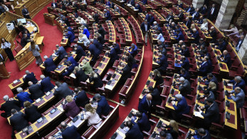 Βουλή: στην Oλομέλεια η αναθεώρηση του συντάγματος