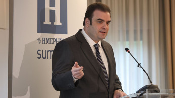 Κυριάκος Πιερρακάκης: Συμπληρωματικός προϋπολογισμός 800 εκατ. - Και σε χήρες άνω των 60 ετών τα 300 ευρώ