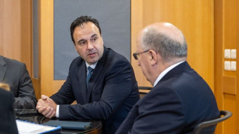 Στο επίκεντρο συνάντησης Παπαστεργίου-Κουμπίλιους οι μικροδορυφόροι και οι κβαντικές επικοινωνίες
