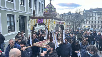 Νορβηγία: μια ελληνική κοινότητα κρατά ζωντανή την παράδοση του Πάσχα (photos)