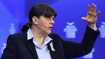 Η Λάουρα Κοβέσι μόνο στην Ελλάδα κάνει το λιοντάρι
