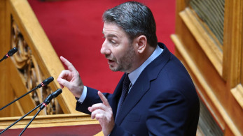 Ο Ανδρουλάκης παίζει τα ρέστα του: εξετάζει πρόταση μομφής με το βλέμμα στον Τσίπρα