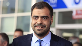 «Σκιά όταν τη χρειάζεσαι...» - Η φωτογραφία του Παύλου Μαρινάκη με τον γιο του για την Ημέρα του Πατέρα
