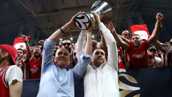 Euroleague: Πανηγυρίζει ο Πειραιάς και όλη η Ελλάδα για την επιτυχία του Ολυμπιακού