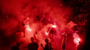 Χάος στο Παρίσι: συγκρούσεις, προσαγωγές και τραυματισμοί μετά τη νίκη της Παρί Σεν Ζερμέν (video)