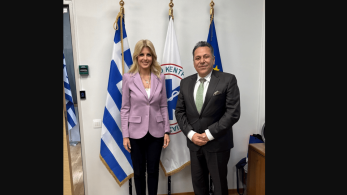 Έλενα Ράπτη: υπογραφή Μνημονίου Συνεργασίας με το ΕΚΑΒ για το πρόγραμμα «Νταντάδες της Γειτονιάς»