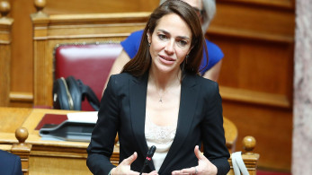 Η Δόμνα Μιχαηλίδου ανέδειξε με ένα βίντεο τα πλεονεκτήματα του προγράμματος ανακαίνισης κατοικιών