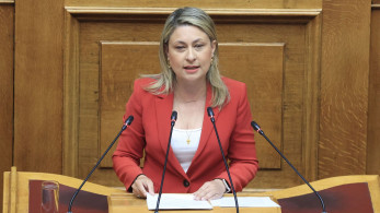 Η Χριστίνα Αλεξοπούλου καταδικάζει τον εκφοβισμό σε βάρος του πρύτανη Χρήστου Μπούρα