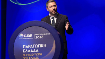 Στον ΣΕΒ με λόγια για επενδύσεις και πρόγραμμα για… παροχές ο Ανδρουλάκης
