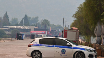 Ισχυρές αστυνομικές δυνάμεις στο Πόρτο Γερμενό - Απομακρύνθηκαν πάνω από 1.000 πολίτες (video)