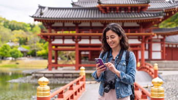 COSMOTE TELEKOM: Roaming με χαμηλότερες χρεώσεις και περισσότερα data