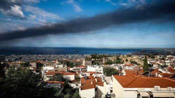 Ωραιόκαστρο: Θάβουν τη φωτιά - Ξεκινά η καταγραφή ζημιών