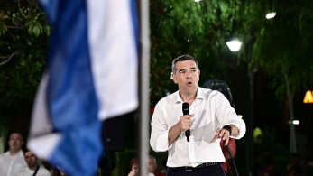 Από τα μη κρατικά πανεπιστήμια στους… Patriot: οι δύο βάρκες του Αλέξη Τσίπρα και η υποκρισία