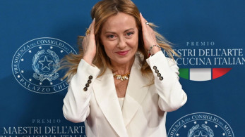 Politico: Γιατί η Μελόνι σκληραίνει τη στάση της στο Μεταναστευτικό και ανοίγει μέτωπο με την Ισπανία