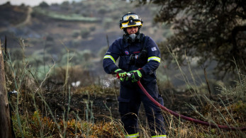 Φωτιά στην Μακύνεια Ναυπάκτου - 112 για εκκένωση (video)