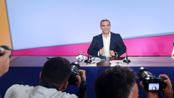 Τρολάρουν Τσίπρα: τρικούβερτο γλέντι στα social media για το αγαπημένο παιδί της διαπλοκής