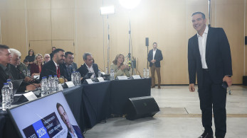 Η υποκρισία Τσίπρα, η «λοβοτομή» της μνήμης και η καθεστωτική κληρονομιά του ΣΥΡΙΖΑ