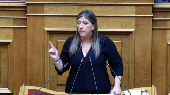 ΠΑΣΟΚ-Κωνσταντοπούλου: πόλεμος στα μικρόφωνα, σύμπλευση εντός Βουλής