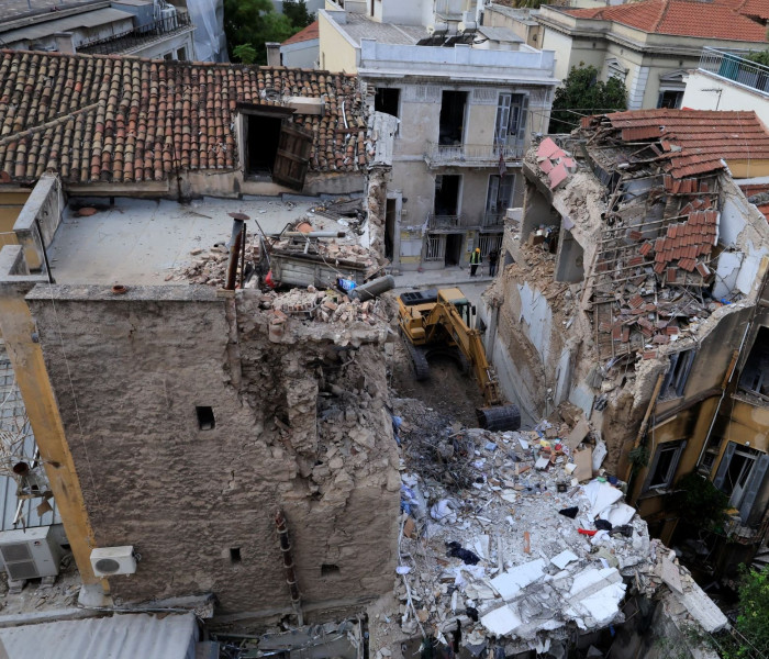 Πλάκα: από κλοπή χαλκού η διαρροή που προκάλεσε τη φονική έκρηξη - Συνελήφθησαν τρεις δράστες (video)